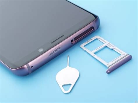 Easy steps on how to insert or remove SIM card for Galaxy S9.